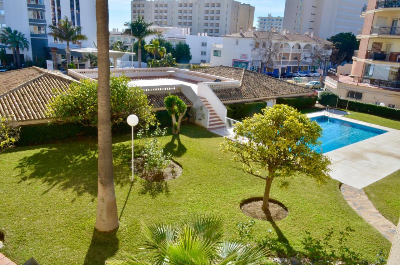 Appartement Carihuela Un Dormitorio Junto Al Mar à Torremolinos Extérieur photo