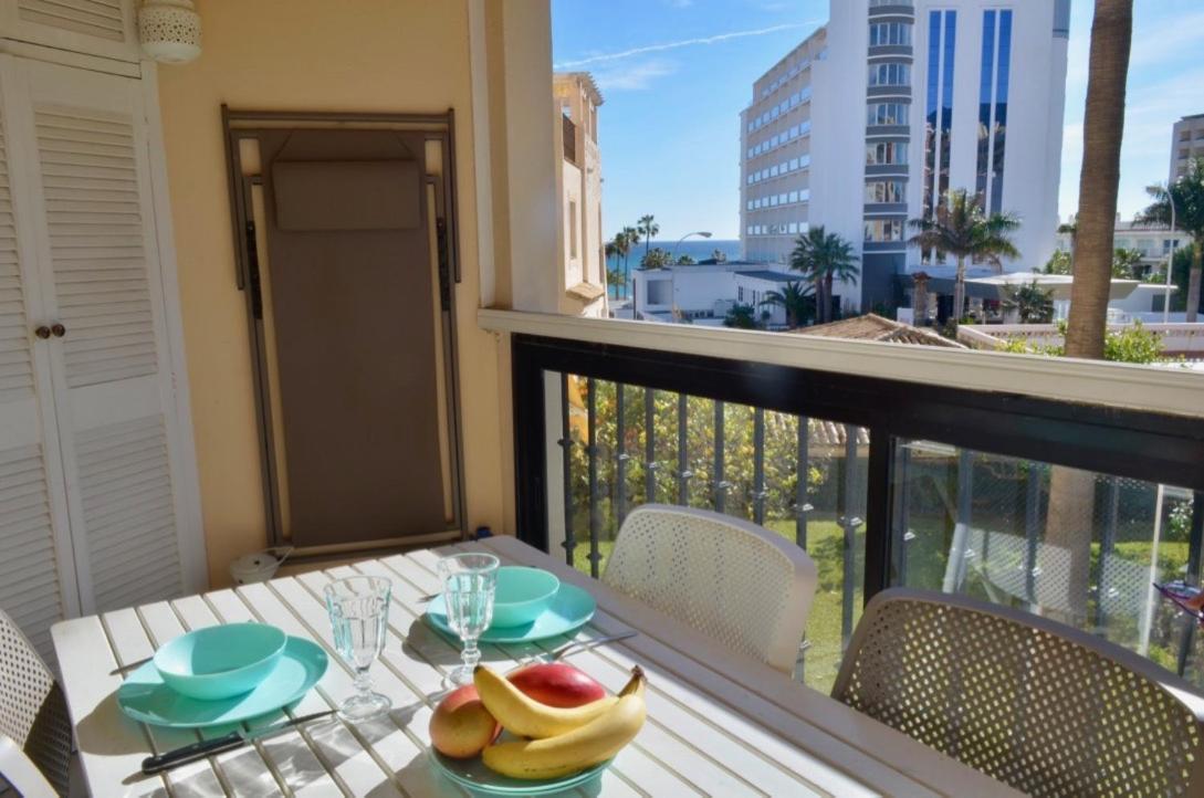 Appartement Carihuela Un Dormitorio Junto Al Mar à Torremolinos Extérieur photo