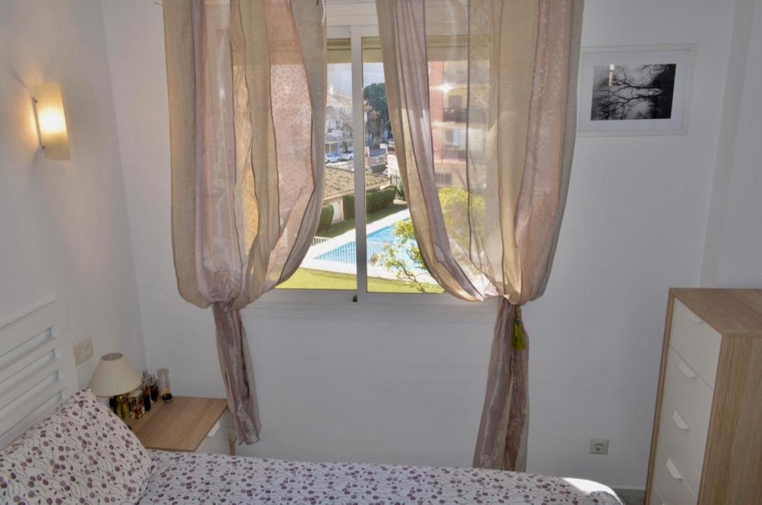 Appartement Carihuela Un Dormitorio Junto Al Mar à Torremolinos Extérieur photo