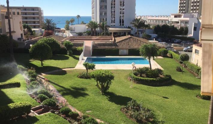 Appartement Carihuela Un Dormitorio Junto Al Mar à Torremolinos Extérieur photo