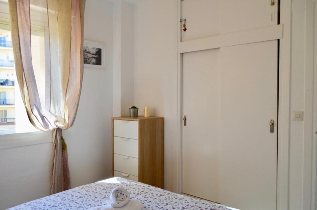 Appartement Carihuela Un Dormitorio Junto Al Mar à Torremolinos Extérieur photo