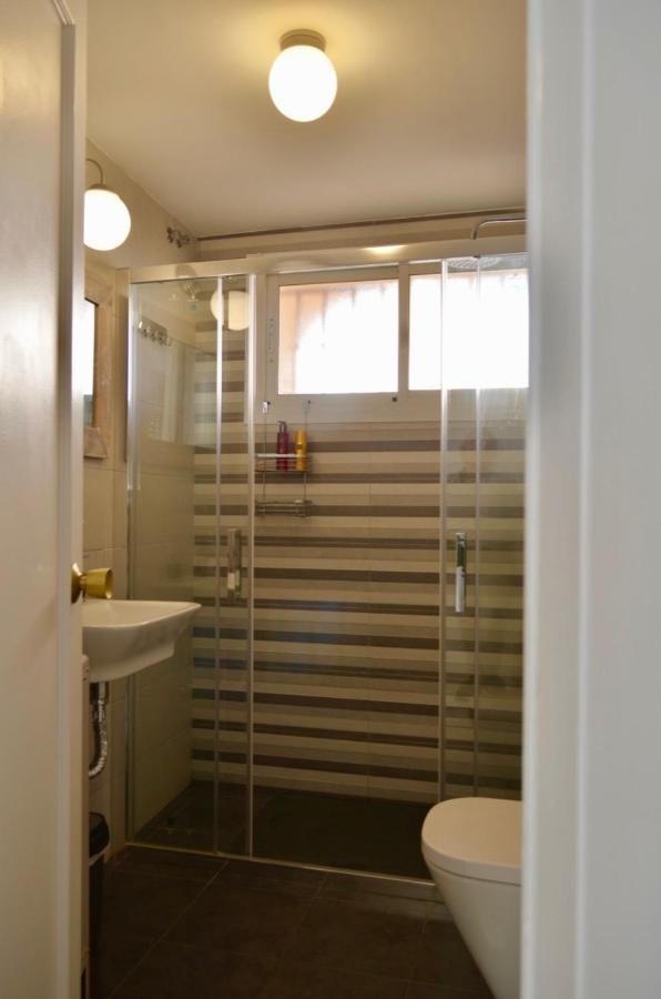 Appartement Carihuela Un Dormitorio Junto Al Mar à Torremolinos Extérieur photo