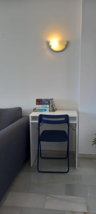 Appartement Carihuela Un Dormitorio Junto Al Mar à Torremolinos Extérieur photo